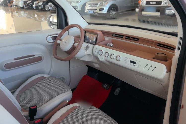 Used Bestune Pony 2026 222km Colorful Horse Exterior 5
