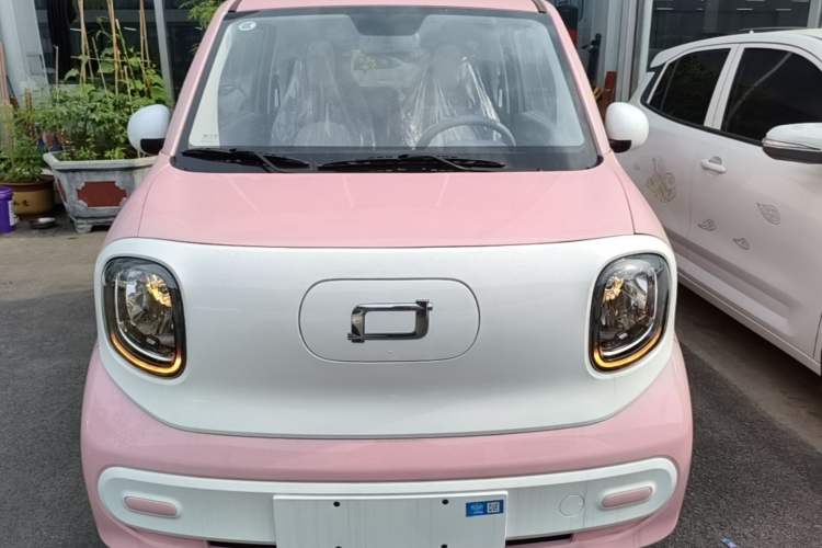 Used Bestune Pony 2026 Model 222km Cute Horse Front