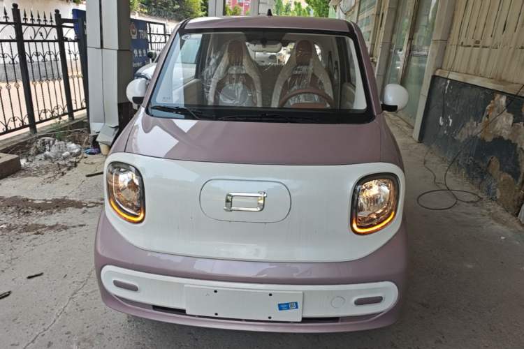 Used Bestune Pony 2026 222km Colorful Horse Front