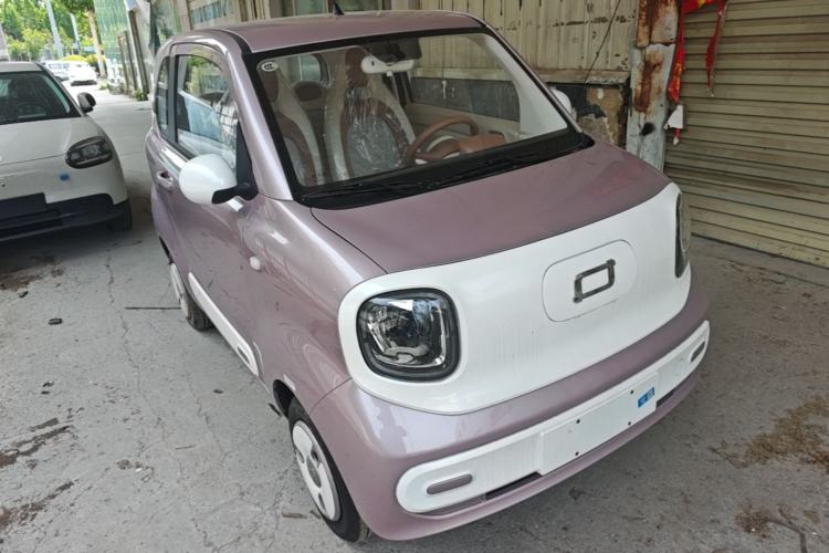 Used Bestune Pony 2026 222km Colorful Horse Front Right 45 Deg