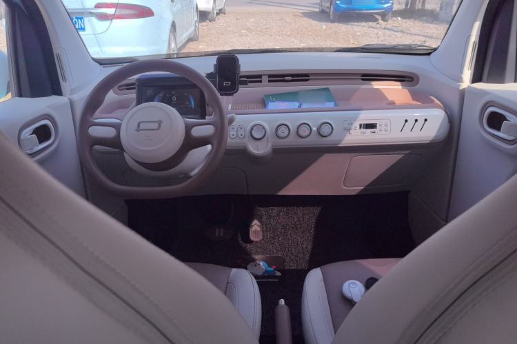 Used Bestune Pony 2026 222km Colorful Horse Center Console