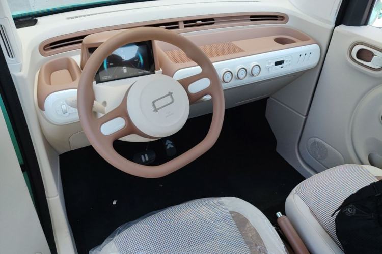 Used Bestune Pony 2026 222km Colorful Horse Center Console
