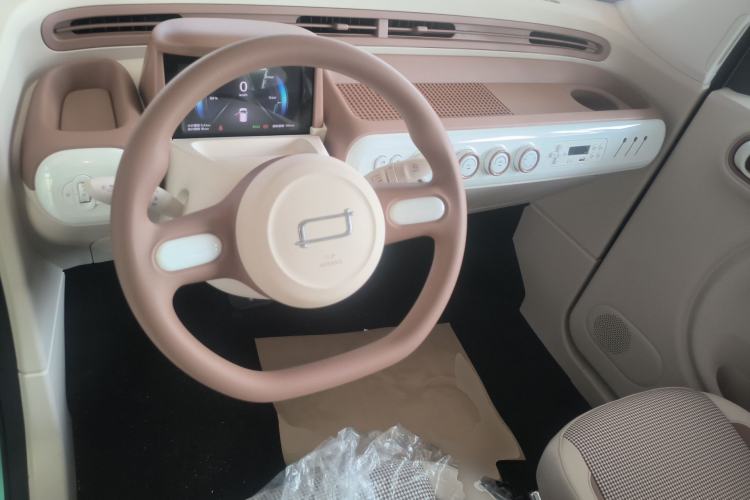 Used Bestune Pony 2026 222km Colorful Horse Center Console