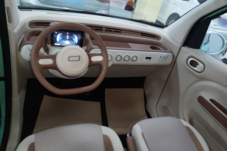 Used Bestune Pony 2026 222km Colorful Horse Center Console