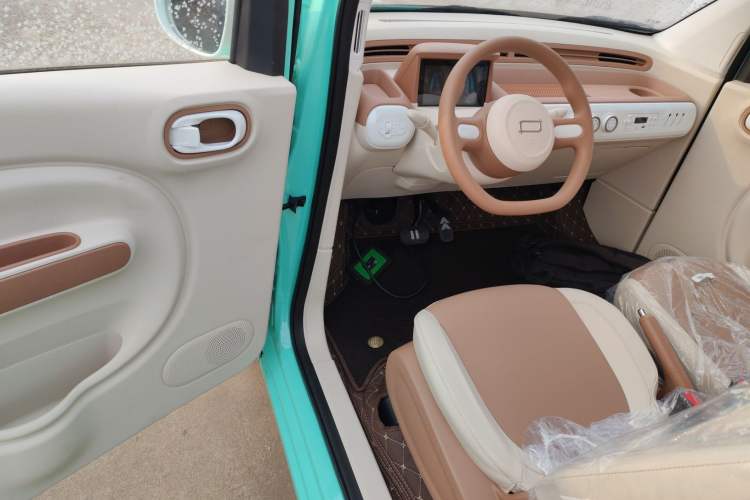 Used Bestune Pony 2026 Model 222km Elegant Horse Driver Seat
