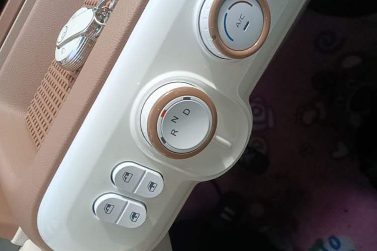 Used Bestune Pony 2026 222km Colorful Horse Gear Lever