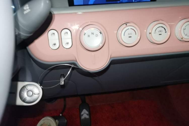 Used Bestune Pony 2026 Model 222km Cute Horse Gear Lever