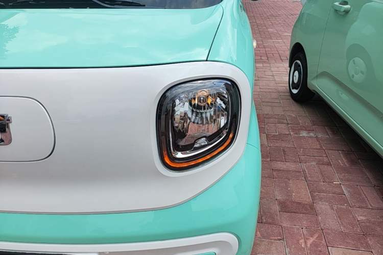 Used Bestune Pony 2026 Model 222km Cute Horse Left Front Headlight