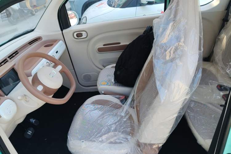 Used Bestune Pony 2026 222km Colorful Horse Left Front Seat