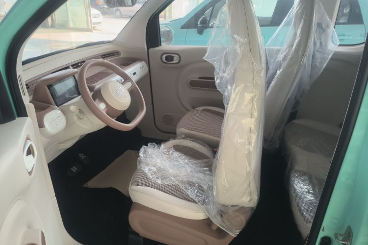 Used Bestune Pony 2026 222km Colorful Horse Left Front Seat