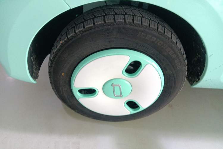Used Bestune Pony 2026 Model 222km Shining Horse Left Front Wheel Hub