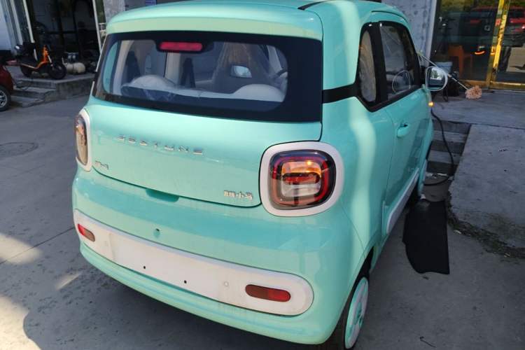 Used Bestune Pony 2026 222km Colorful Horse Rear Right 45 Deg