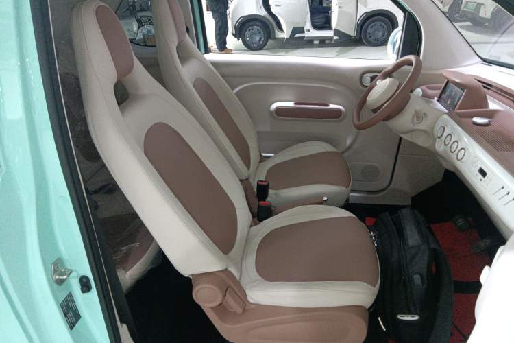 Used Bestune Pony 2026 Model 222km Shining Horse Right Front Seat