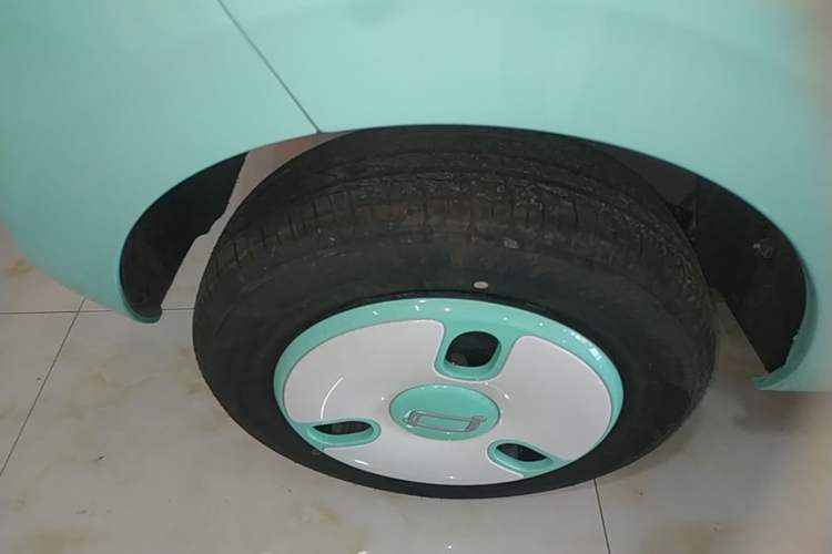 Used Bestune Pony 2026 222km Colorful Horse Right Rear Wheel Hub