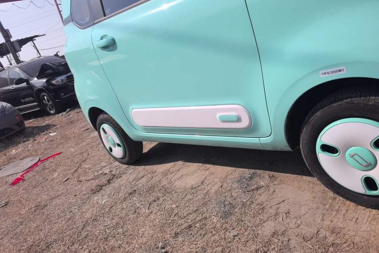 Used Bestune Pony 2026 222km Colorful Horse Right Side Sill