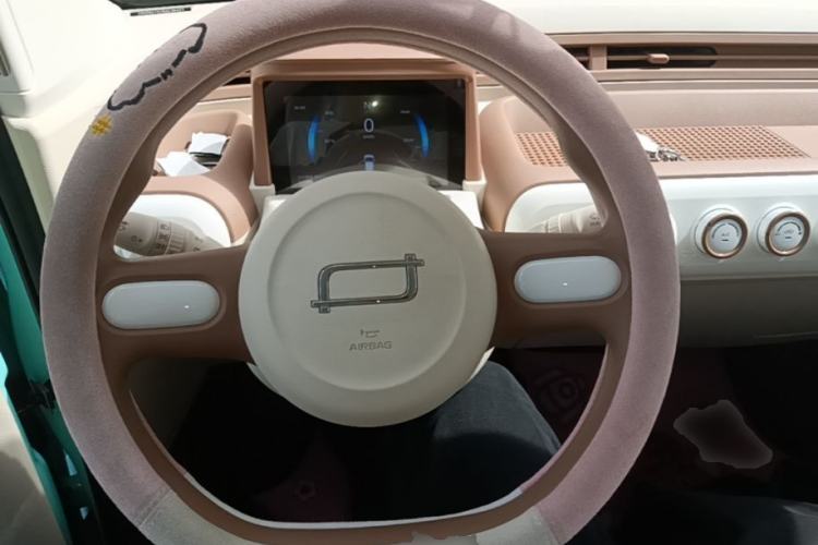 Used Bestune Pony 2026 222km Colorful Horse Steering Wheel
