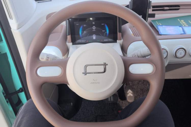 Used Bestune Pony 2026 222km Colorful Horse Steering Wheel