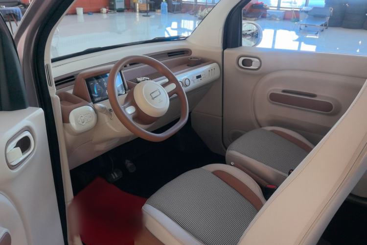 Used Bestune Pony 2026 222km Colorful Horse Interior 1