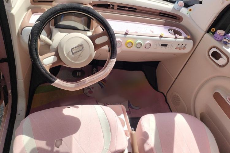 Used Bestune Pony 2026 Model 222km Shining Horse Interior 2