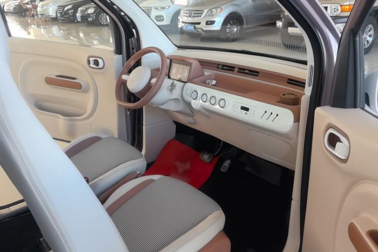 Used Bestune Pony 2026 222km Colorful Horse Interior 3