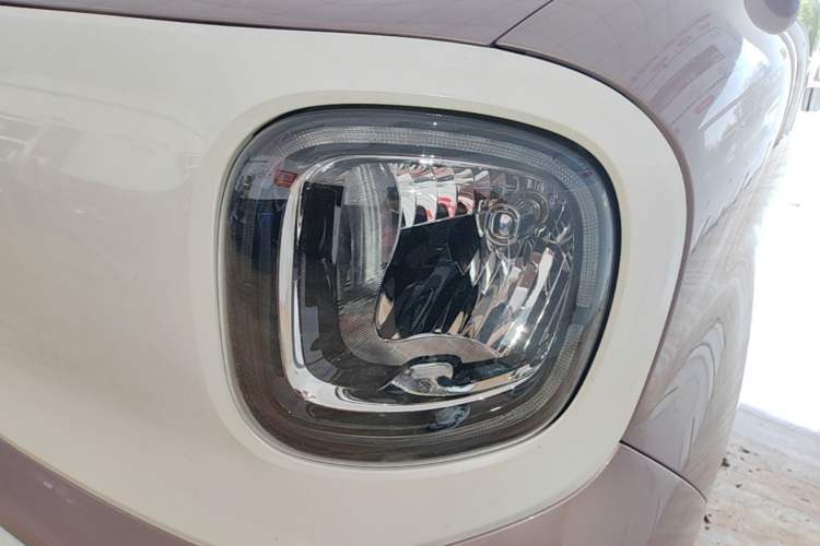 Used Bestune Pony 2026 Model 222km Cute Horse Plus Left Front Headlight
