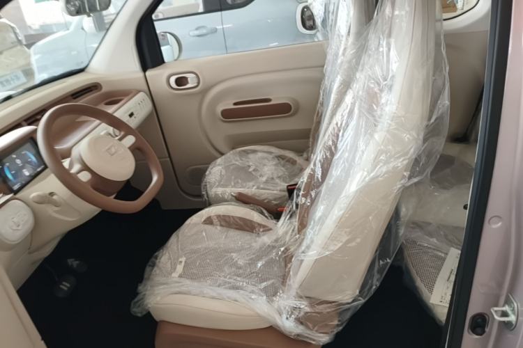 Used Bestune Pony 2026 222km Colorful Horse Left Front Seat