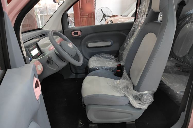 Used Bestune Pony 2026 Model 222km Cute Horse Left Front Seat