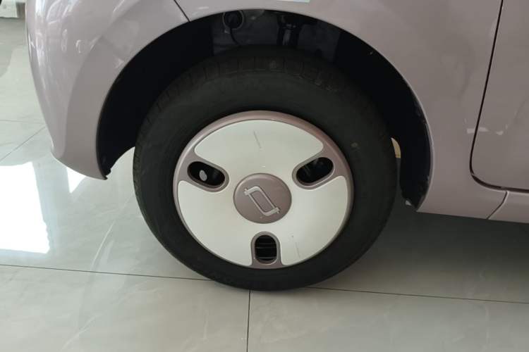 Used Bestune Pony 2026 222km Colorful Horse Left Front Wheel Hub