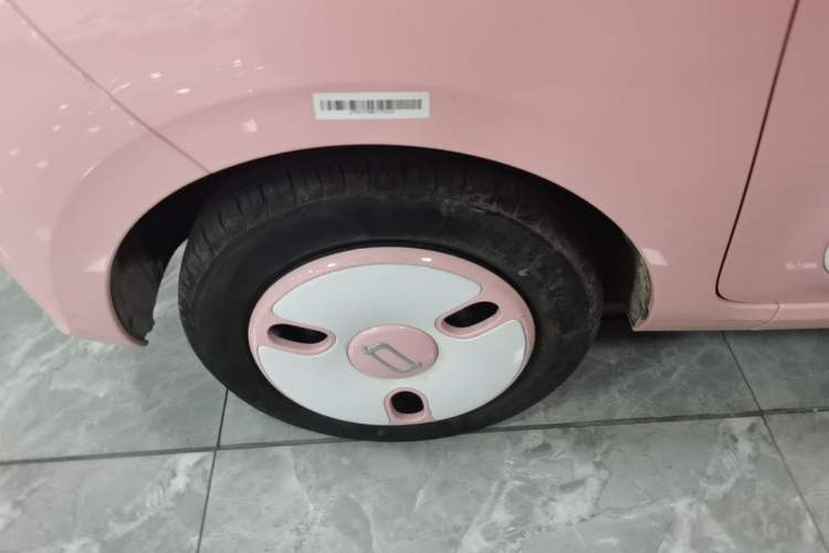Used Bestune Pony 2026 Model 222km Shining Horse Left Front Wheel Hub