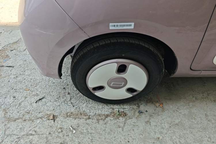 Used Bestune Pony 2026 222km Colorful Horse Left Front Wheel Hub