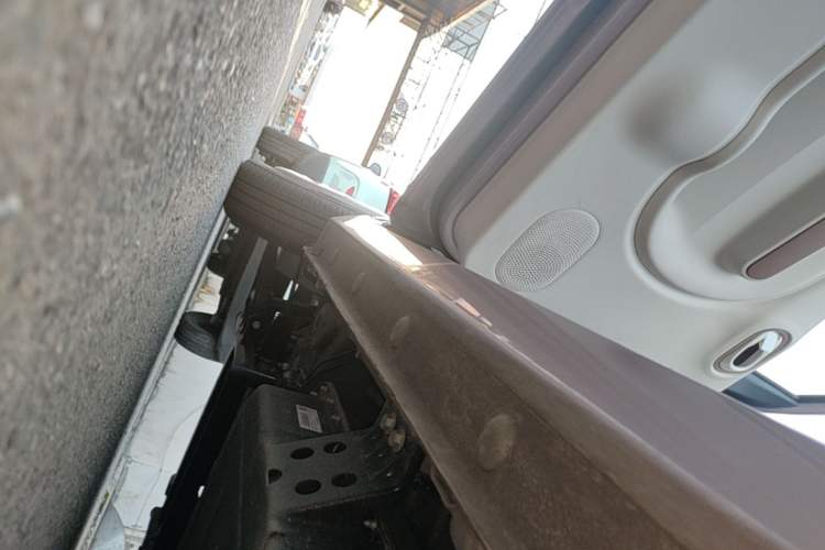 Used Bestune Pony 2026 222km Colorful Horse Left Side Sill