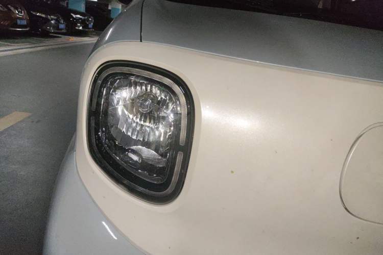Used Bestune Pony 2026 222km Colorful Horse Right Front Headlight