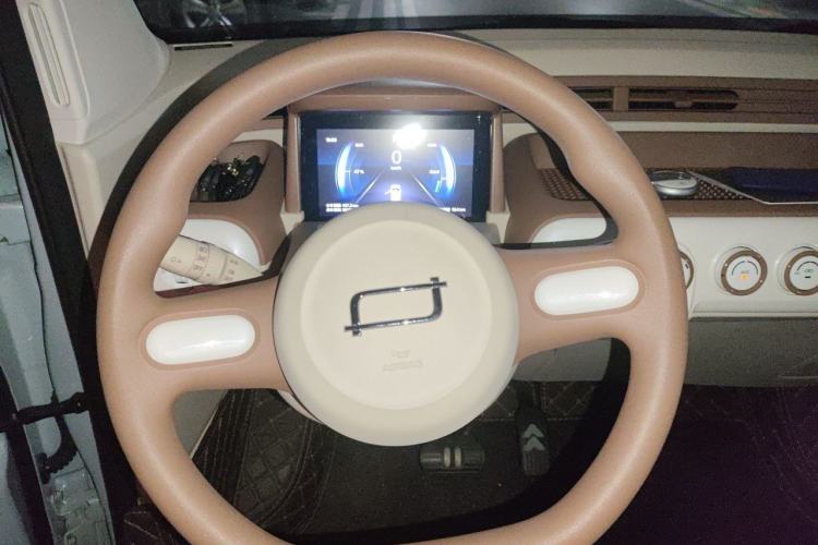 Used Bestune Pony 2026 222km Colorful Horse Steering Wheel