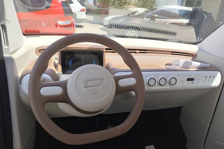 Used Bestune Pony 2026 222km Colorful Horse Center Console