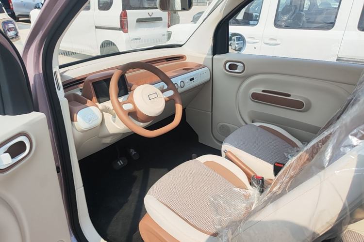 Used Bestune Pony 2026 222km Colorful Horse Driver Seat