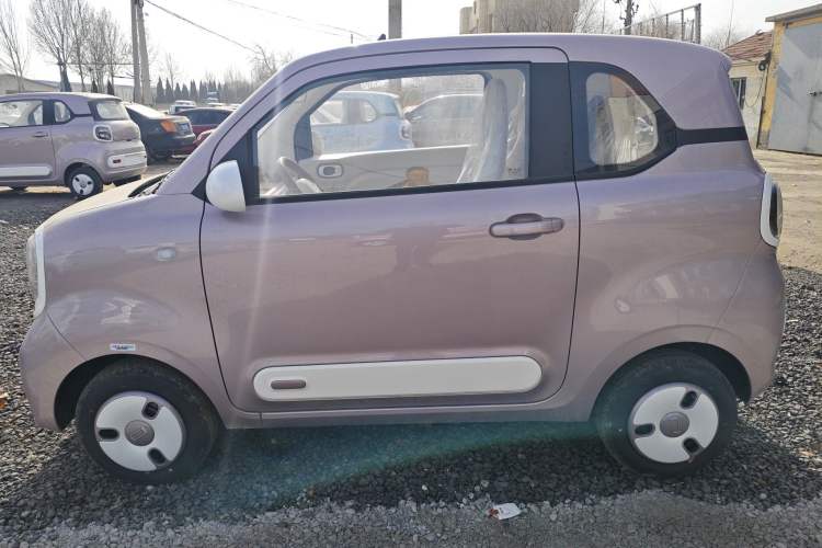 Used Bestune Pony 2026 Model 222km Cute Horse Plus Exterior 3
