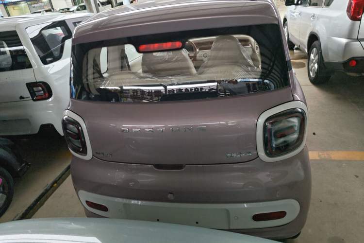 Used Bestune Pony 2026 Model 222km Shining Horse Exterior 4