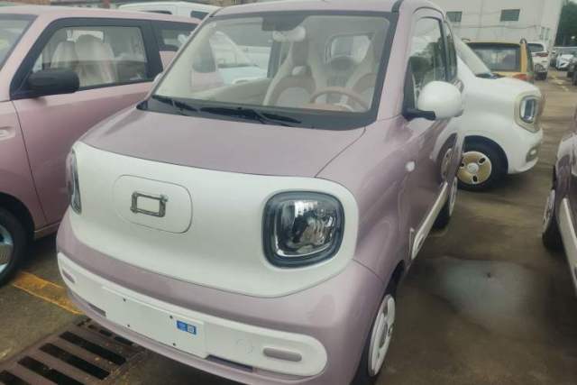 Used Bestune Pony 2026 222km Colorful Horse