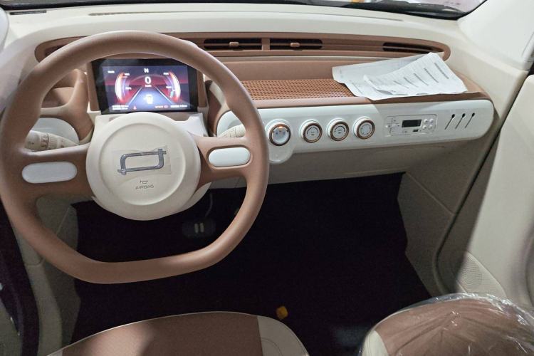 Used Bestune Pony 2026 Model 222km Shining Horse Interior 1