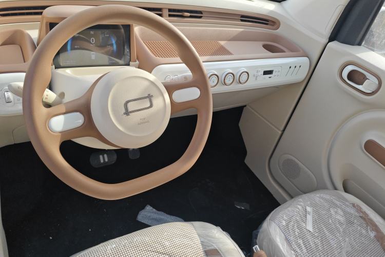 Used Bestune Pony 2026 Model 222km Cute Horse Plus Interior 2