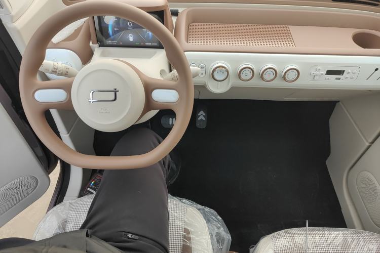Used Bestune Pony 2026 Model 222km Cute Horse Plus Interior 2