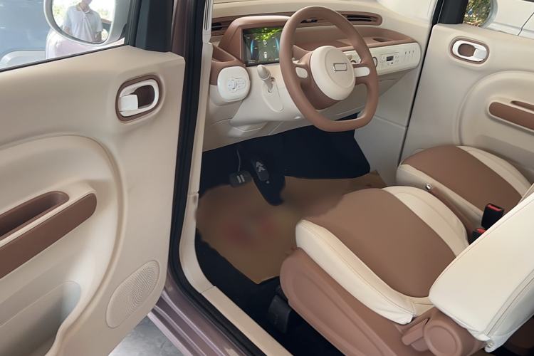 Used Bestune Pony 2026 Model 222km Shining Horse Interior 2