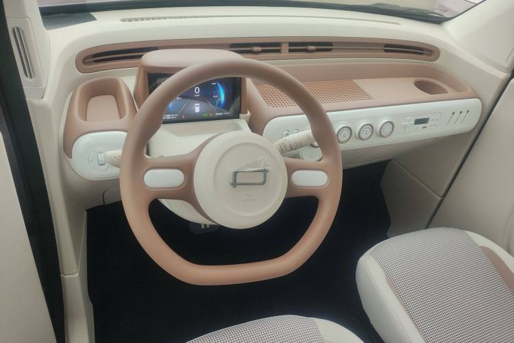 Used Bestune Pony 2026 222km Colorful Horse Interior 3