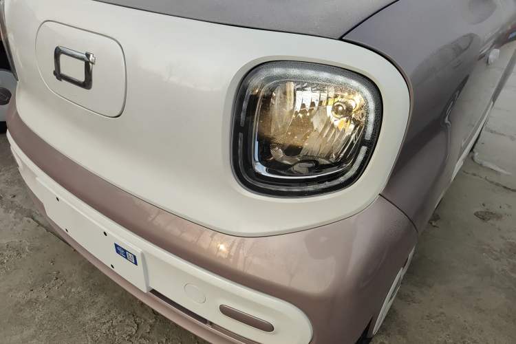 Used Bestune Pony 2026 Model 222km Cute Horse Plus Left Front Headlight