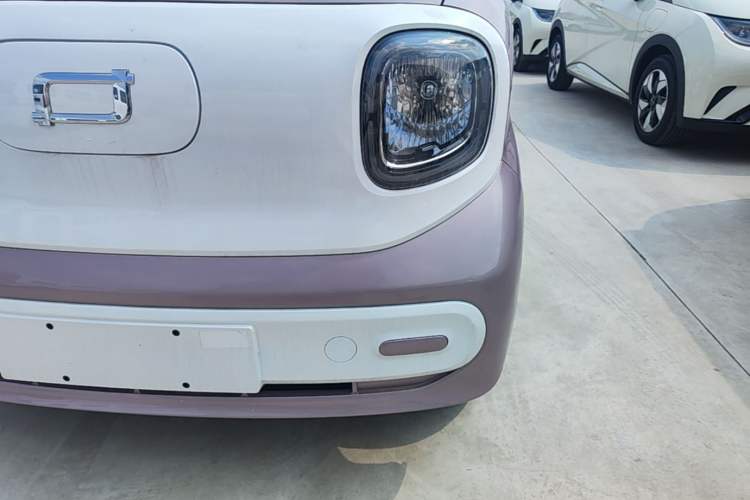 Used Bestune Pony 2026 222km Colorful Horse Left Front Headlight