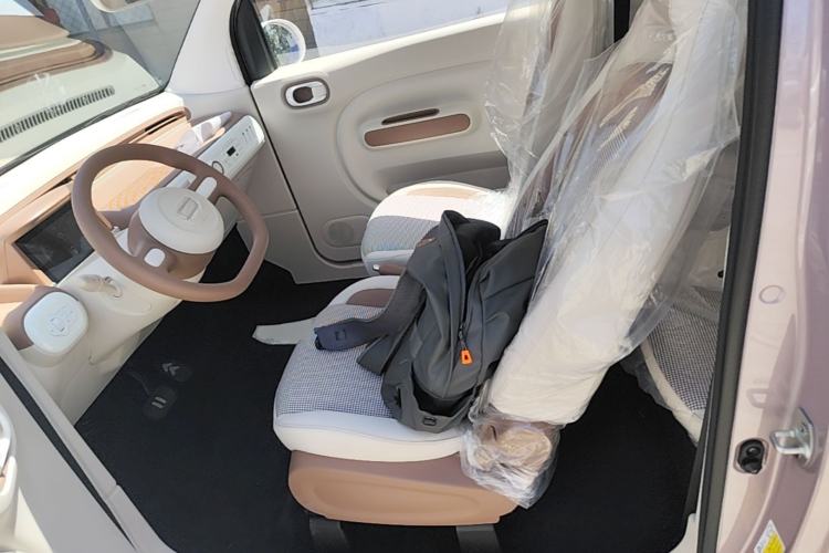 Used Bestune Pony 2026 222km Colorful Horse Left Front Seat