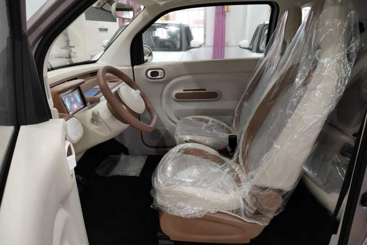 Used Bestune Pony 2026 222km Colorful Horse Left Front Seat