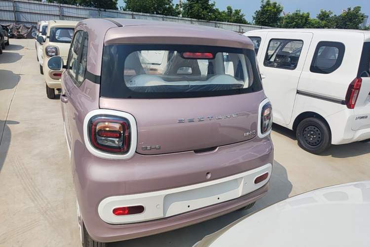 Used Bestune Pony 2026 222km Colorful Horse Rear