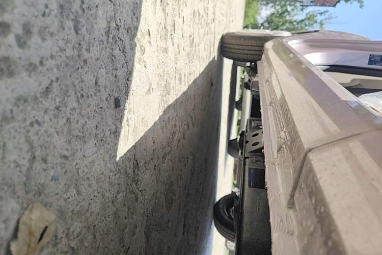 Used Bestune Pony 2026 222km Colorful Horse Right Side Sill