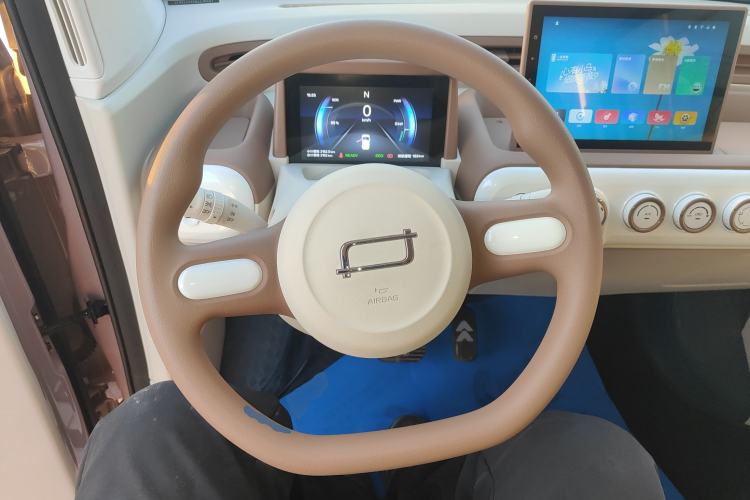 Used Bestune Pony 2026 Model 222km Shining Horse Steering Wheel